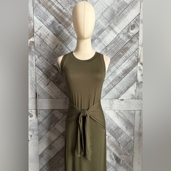 MICHAEL STARS REVOLVE NWT Tie Front Maxi Dress💚 - Picture 7 of 12